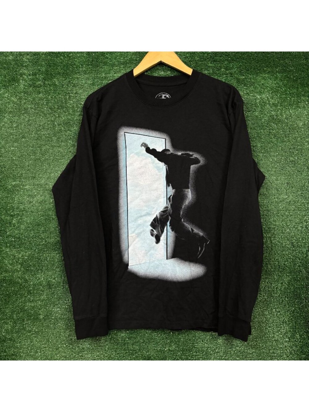 Kid Cudi Free Album Man on The Moon Cover Hip-Hop LS Shirt Size Medium